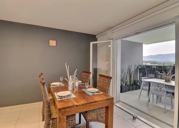 Apartament Tropical Escape - Mountain View & Terrace